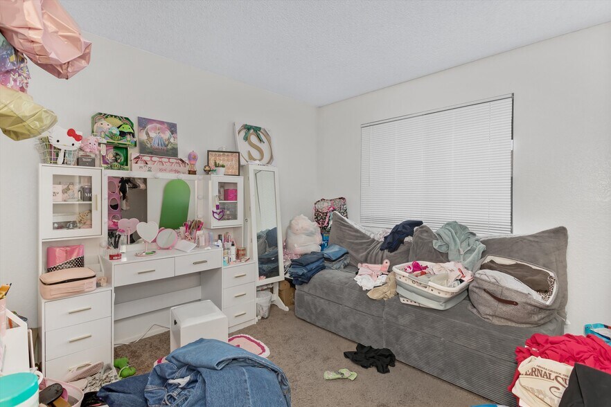 More Photos Of 1140 Oxford Dr, Redlands Apartments For Sale