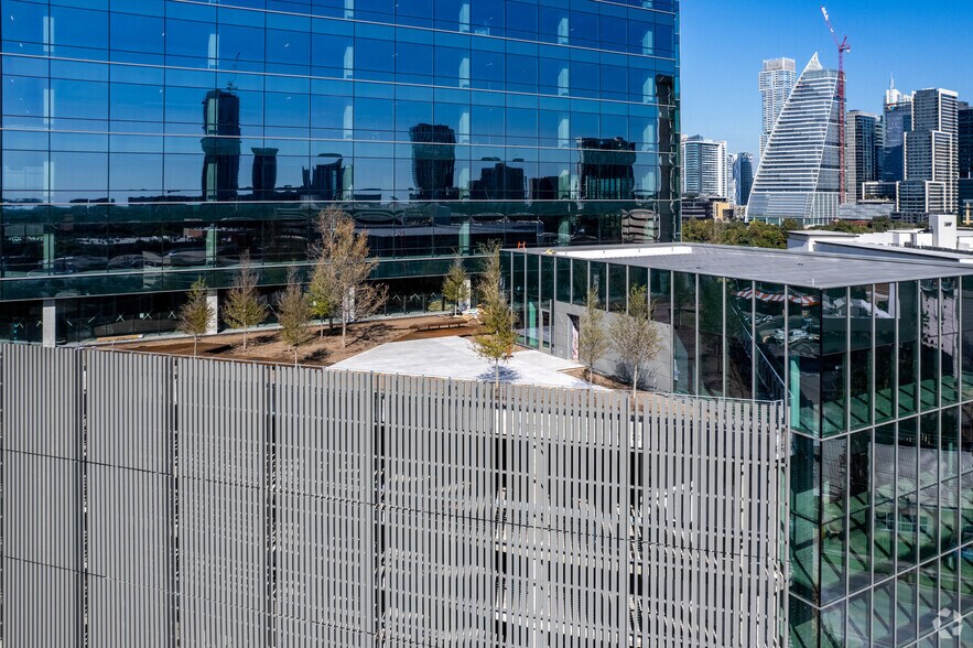 More Photos Of 401 S 1st St, Austin Office For Sale