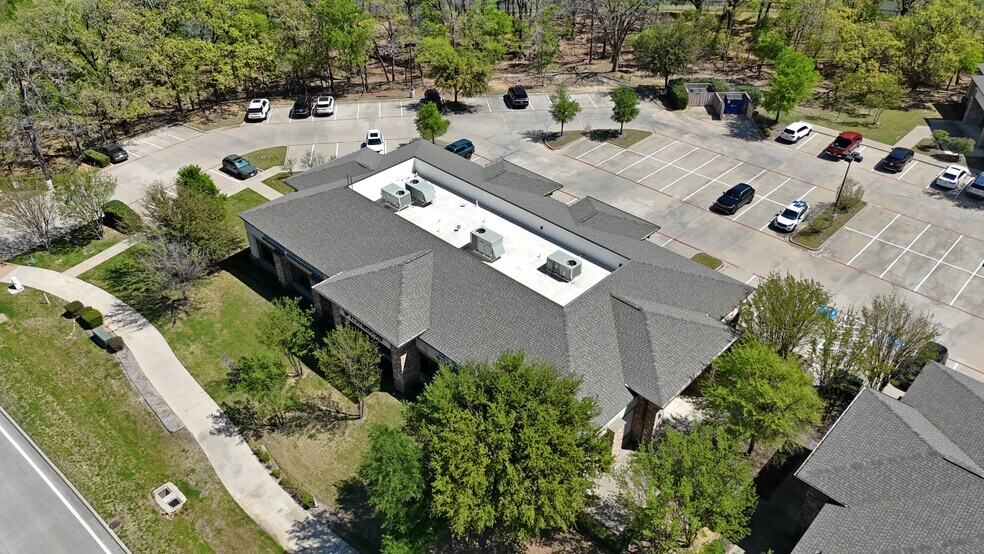 More Photos Of 3000 Village Pky, Highland Village Office For Sale
