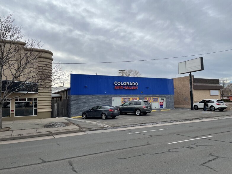 More Photos Of 8020 W Colfax Ave, Lakewood General Retail For Sale