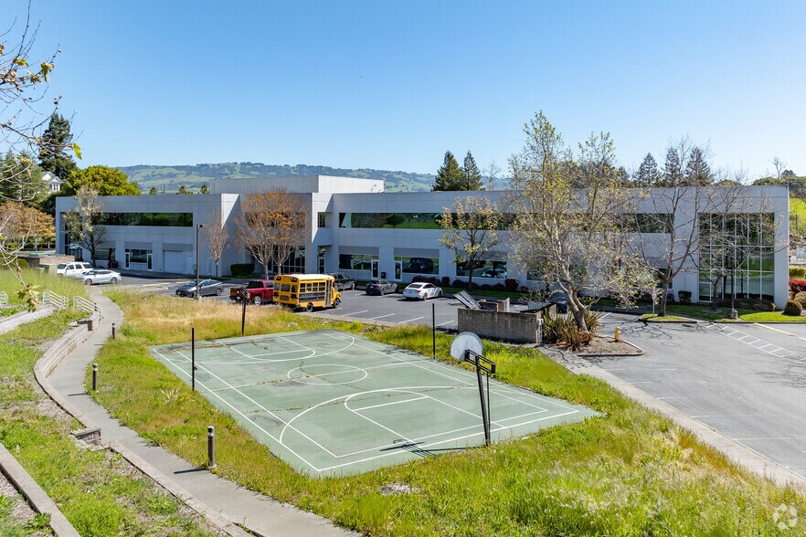 More Photos Of 5401 Old Redwood Hwy, Petaluma Office For Lease