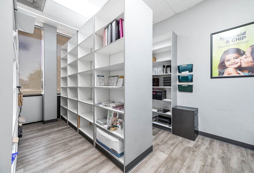 More Photos Of 8530 S Braeswood Blvd, Houston Freestanding For Lease