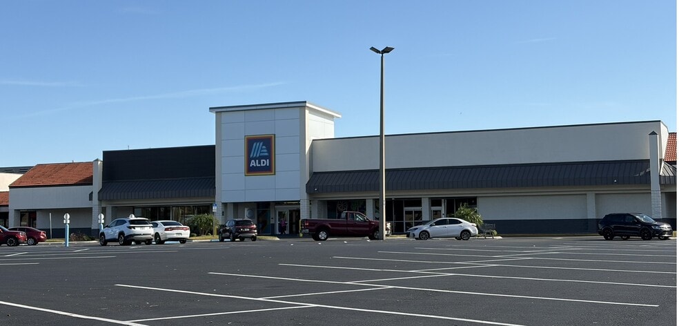 Primary Photo Of 6830-6960 S Florida Ave, Lakeland Unknown For Lease