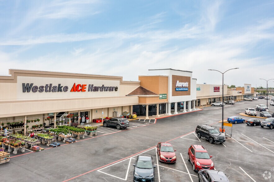 More Photos Of 100-200 N Air Depot Blvd, Oklahoma City Unknown For Lease
