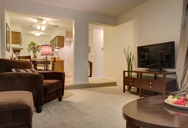 More Photos Of 1011 SE 3rd St, Ankeny Apartments For Sale