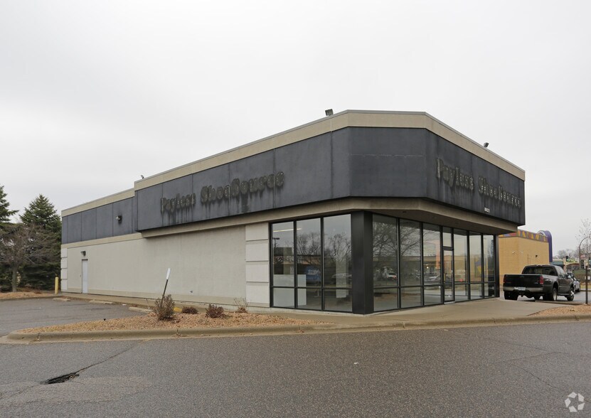 More Photos Of 8621 E Point Douglas Rd, Cottage Grove Freestanding For Sale