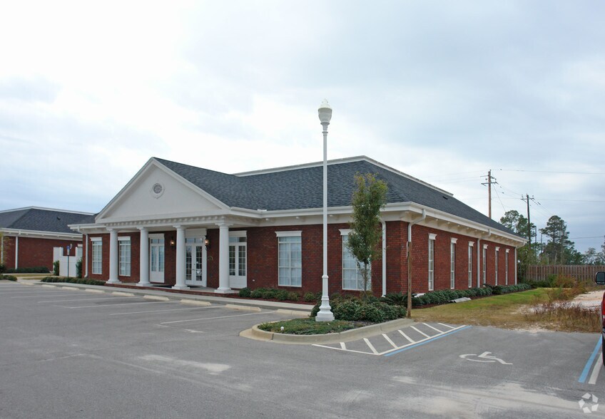More Photos Of 2053 Fountain Professional Ct, Navarre Medical For Sale