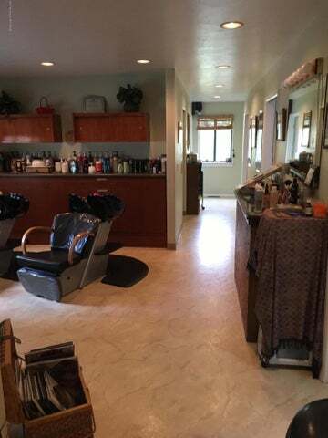 More Photos Of 37 Fremont Lake Road, Pinedale Medical For Sale