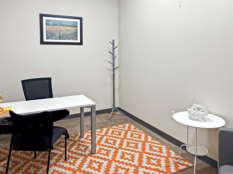 More Photos Of 701 NE 136th Ave, Vancouver Coworking Space