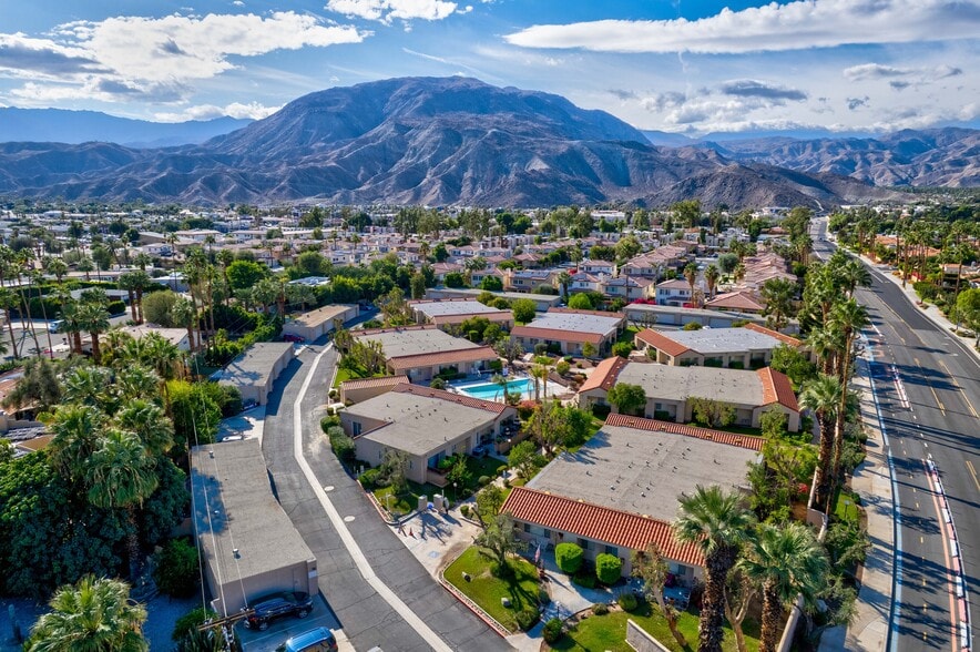 More Photos Of 72805 Park View Dr, Palm Desert Apartments For Sale