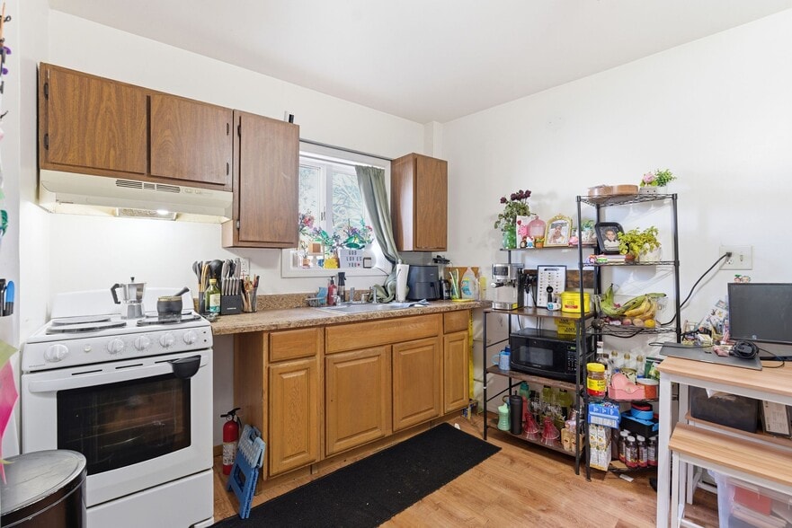 More Photos Of 630 Florida Grove Rd, Perth Amboy Apartments For Sale