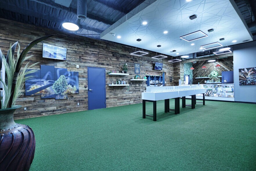 More Photos Of 11315 Hide-A-Way Ln, Thackerville Warehouse For Sale