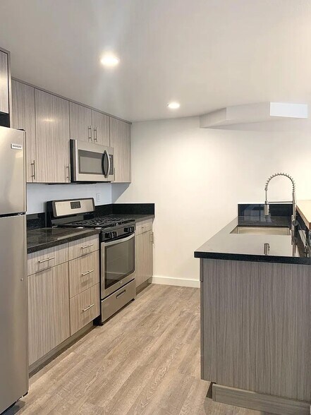 More Photos Of 326 Stewart St, Reno Apartments For Sale
