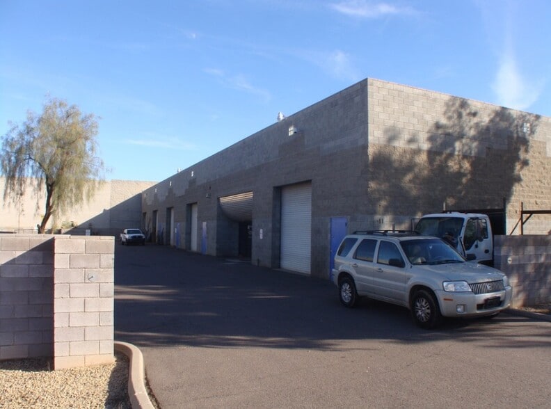 More Photos Of 511 N 54th St, Chandler Warehouse For Lease