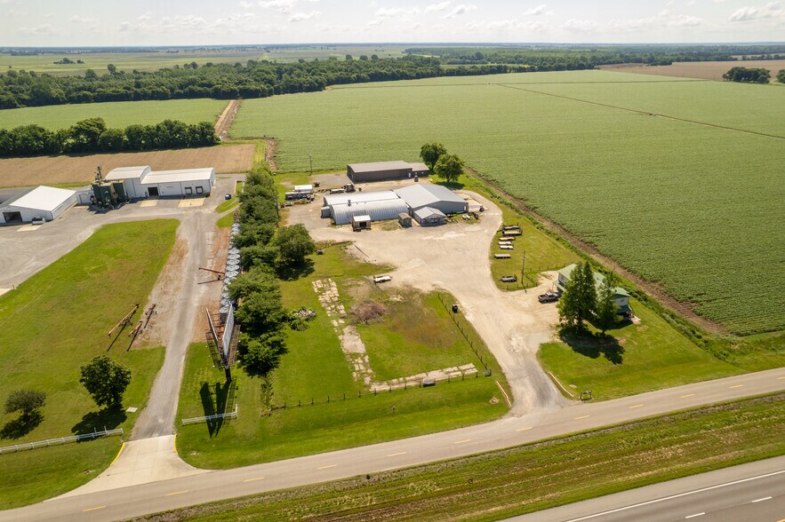 More Photos Of 2946 State Highway V, Matthews Warehouse For Sale