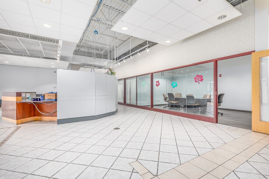 More Photos Of 998 Corporate Blvd, Aurora Office For Sale