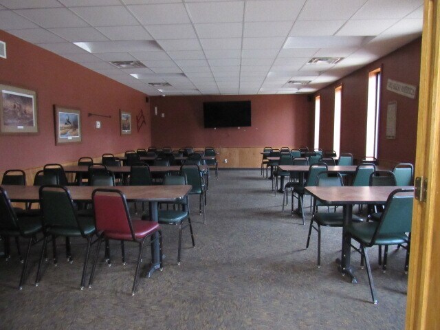 More Photos Of 509 E Oak St, Monticello Lodge Meeting Hall For Lease