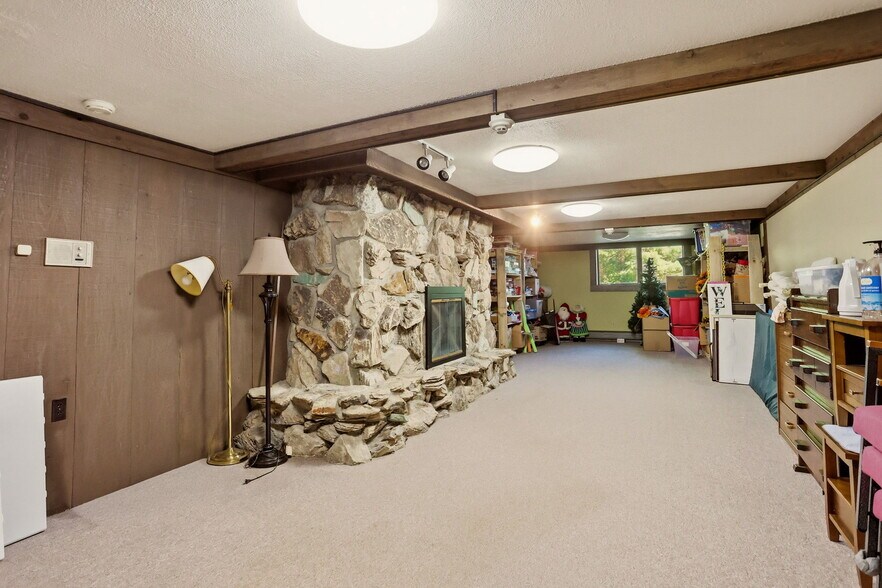 More Photos Of 3771 Colwood Rd, Caro Assisted Living For Sale