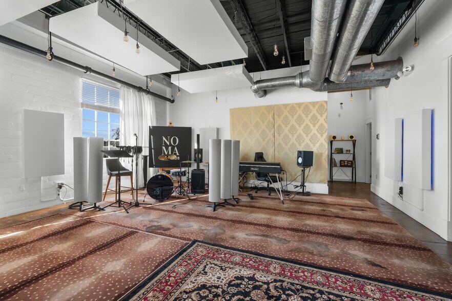 More Photos Of 939 N Magnolia Ave, Ocala Freestanding For Sale