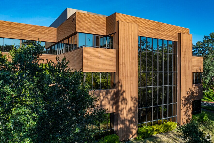 More Photos Of 1600 S Main St, Walnut Creek Office For Sale