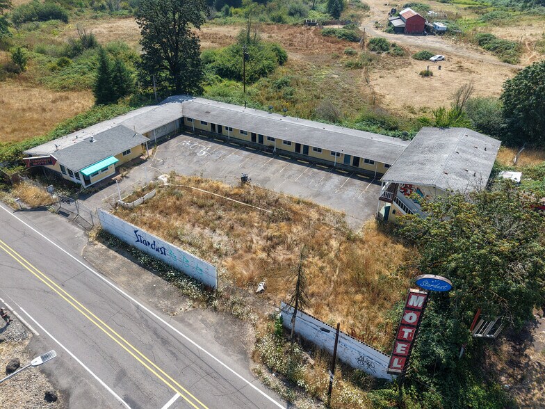 More Photos Of 455 Bear Creek Rd, Cottage Grove Hotel For Sale
