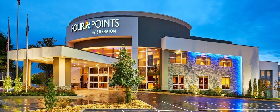 More Photos Of 925 S University Ave, Little Rock Hotel For Sale