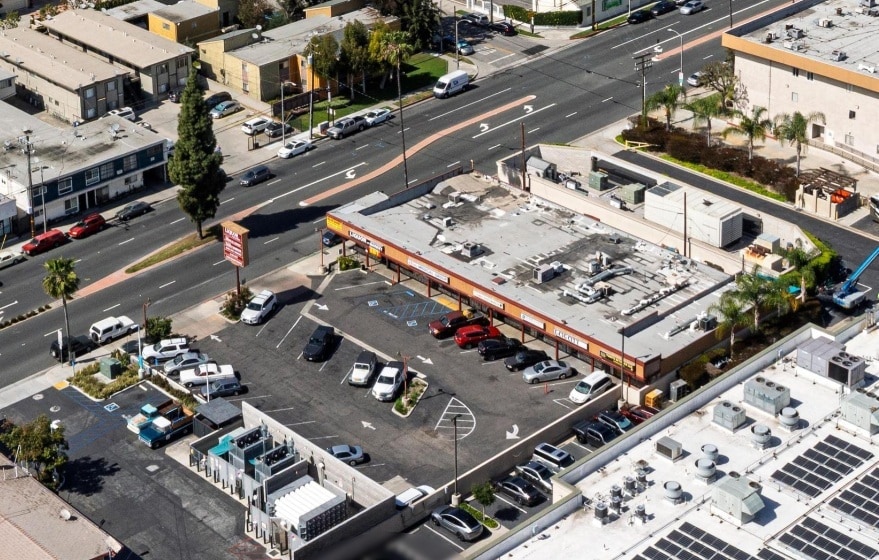 More Photos Of 11801-11813 Carson St, Hawaiian Gardens Storefront For Sale
