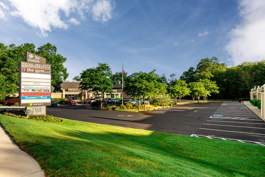 More Photos Of 2168 Diamond Hill Rd, Woonsocket Unknown For Lease