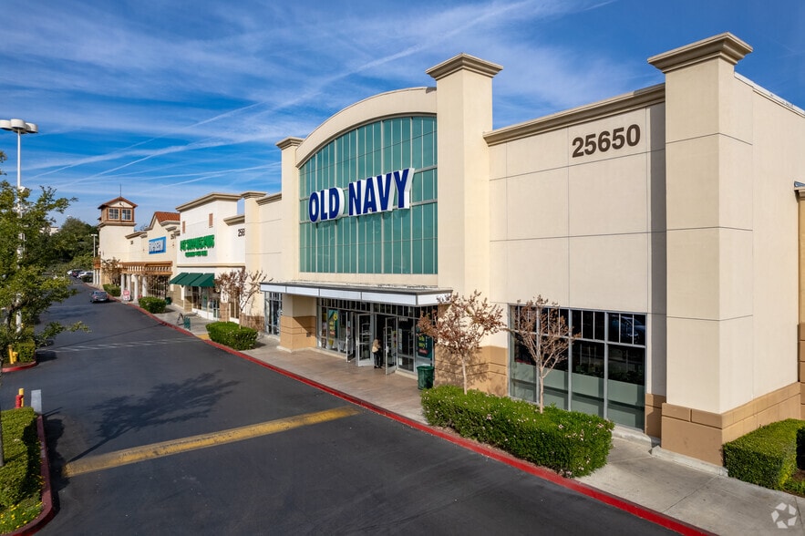 More Photos Of 25450 The Old Rd, Valencia Unknown For Lease