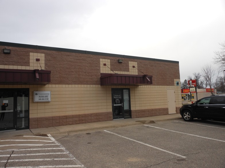 More Photos Of 1001 1st St S, Willmar General Retail For Sale