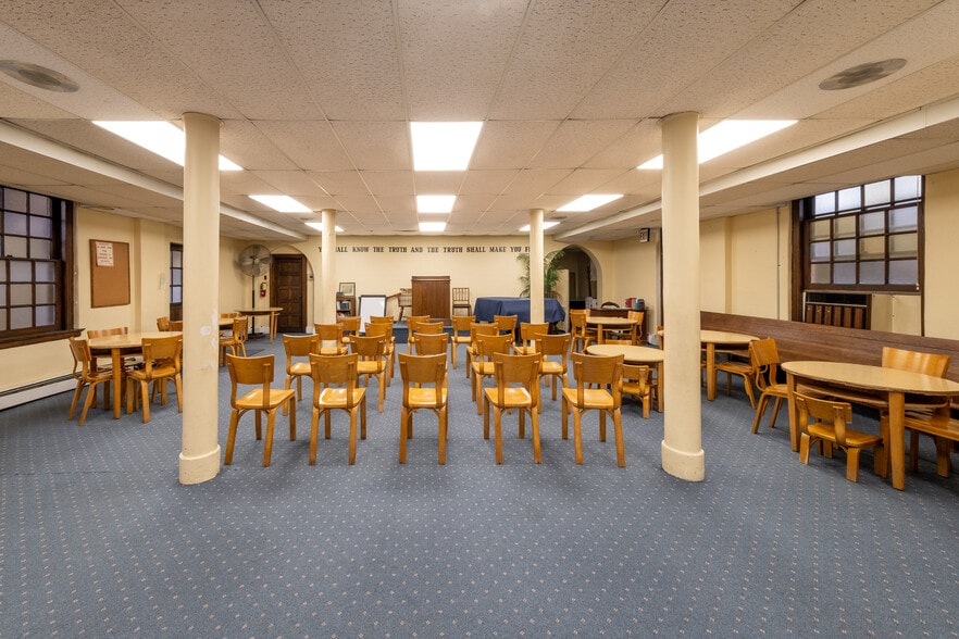 More Photos Of 155 Fenimore Rd, Mamaroneck Specialty For Sale