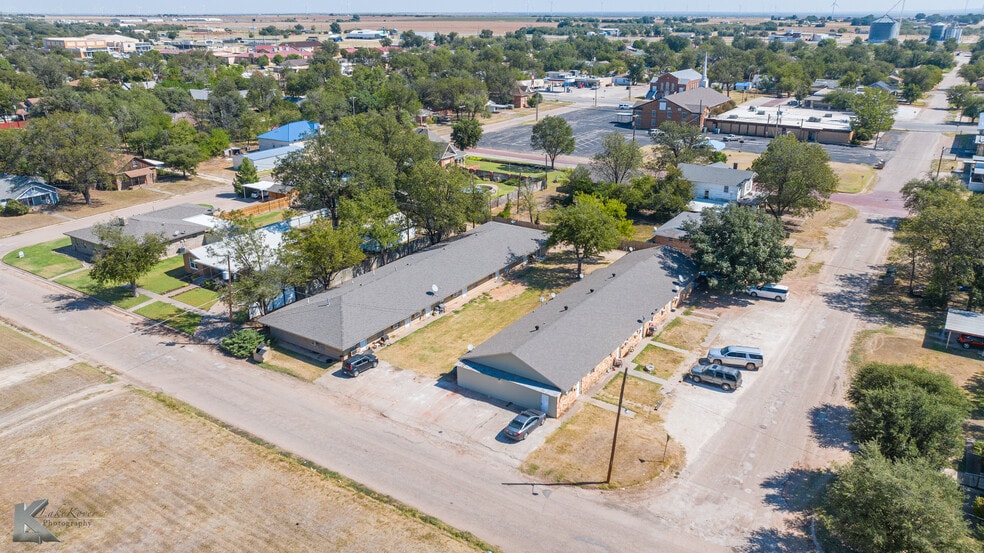 More Photos Of 604 N 3rd St, Haskell Multifamily For Sale
