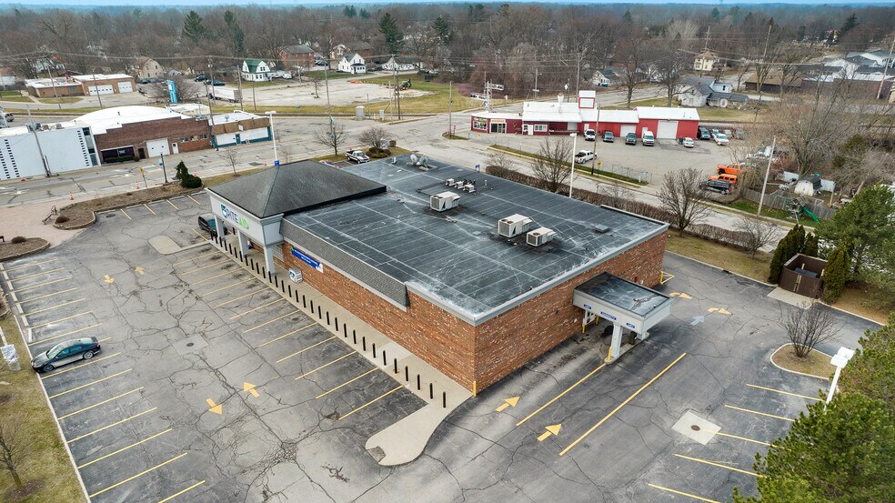 More Photos Of 11801 N Saginaw St, Mount Morris Freestanding For Sale