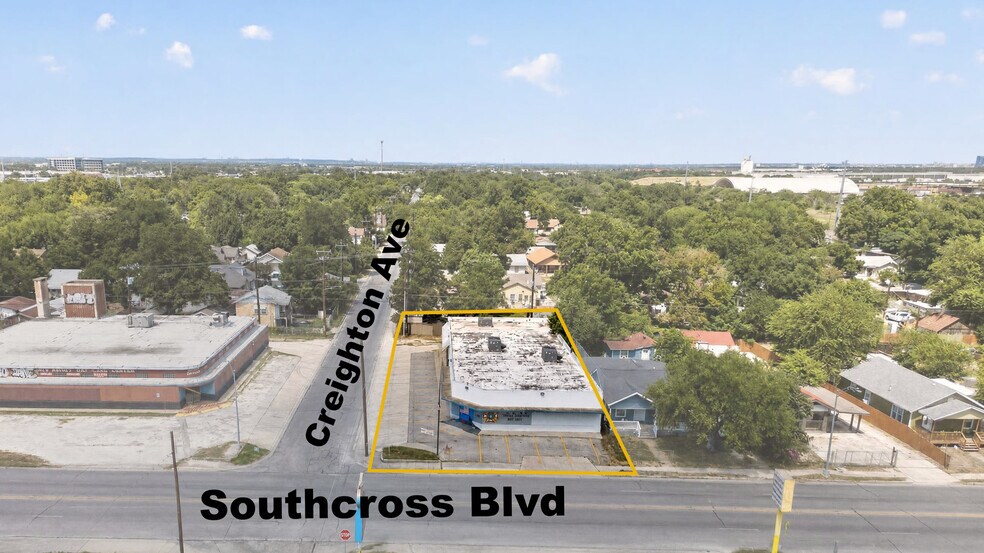 More Photos Of 2541 W Southcross Blvd, San Antonio General Retail For Lease