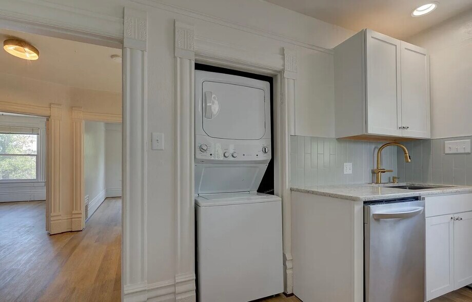More Photos Of 930 N El Paso St, Colorado Springs Multifamily For Sale