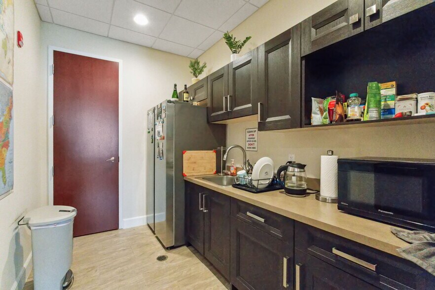 More Photos Of 2645 N Federal Hwy, Delray Beach Medical For Lease