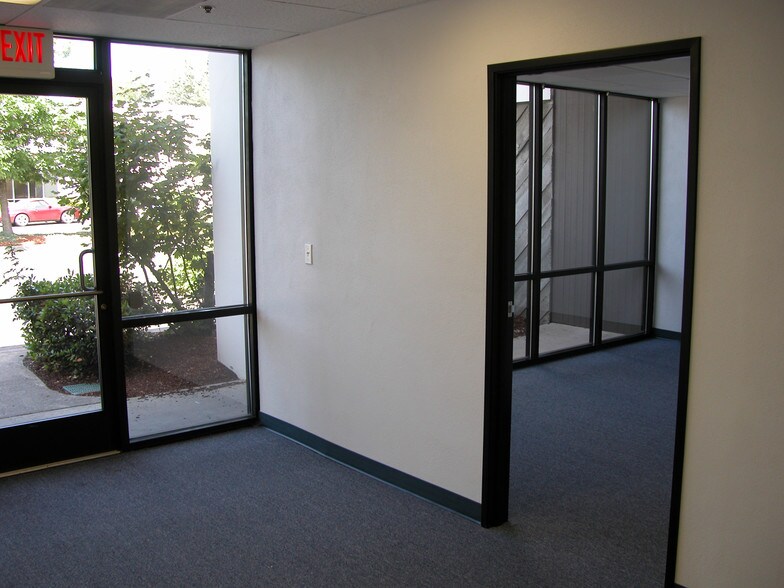 More Photos Of 11717-11755 NE Marx St, Portland Unknown For Lease