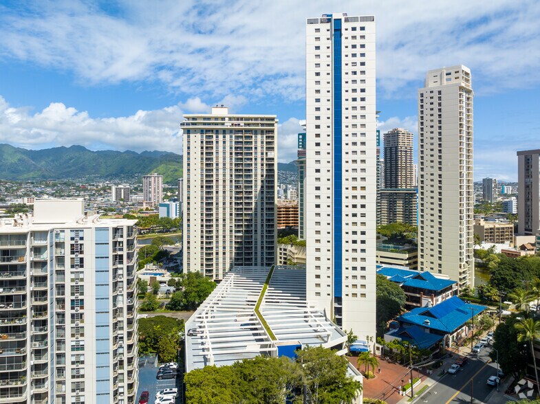 More Photos Of 400 Hobron Ln, Honolulu Apartments For Sale