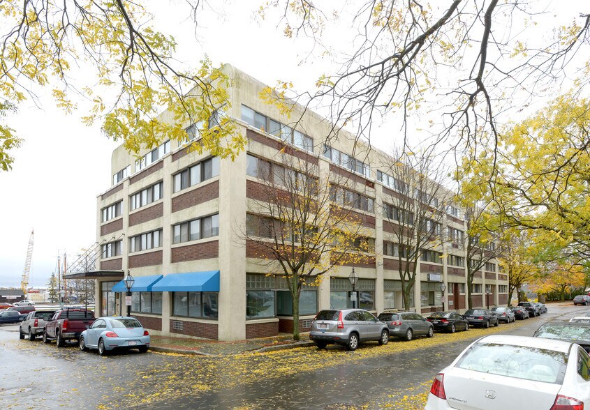 More Photos Of 26 S Water St, New Bedford Apartments For Lease