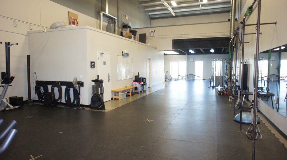 More Photos Of 280 Portage Clos, Sherwood Park Warehouse For Sale