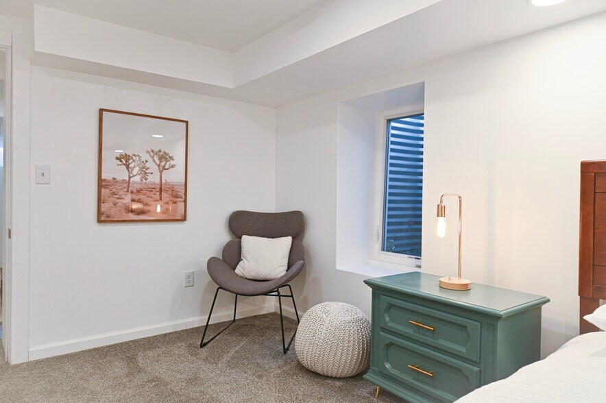 More Photos Of 5519 Northwest Radial Hwy, Omaha Medical For Sale