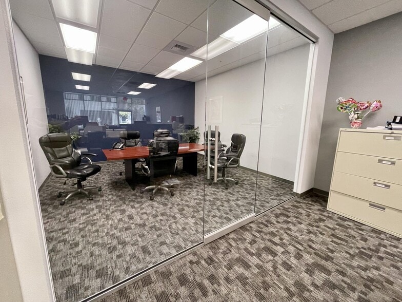 More Photos Of 5814-5826 Lonetree Blvd, Rocklin Flex For Lease