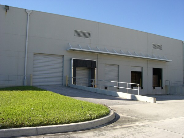 More Photos Of 3900 Fiscal Ct, Riviera Beach Warehouse For Lease