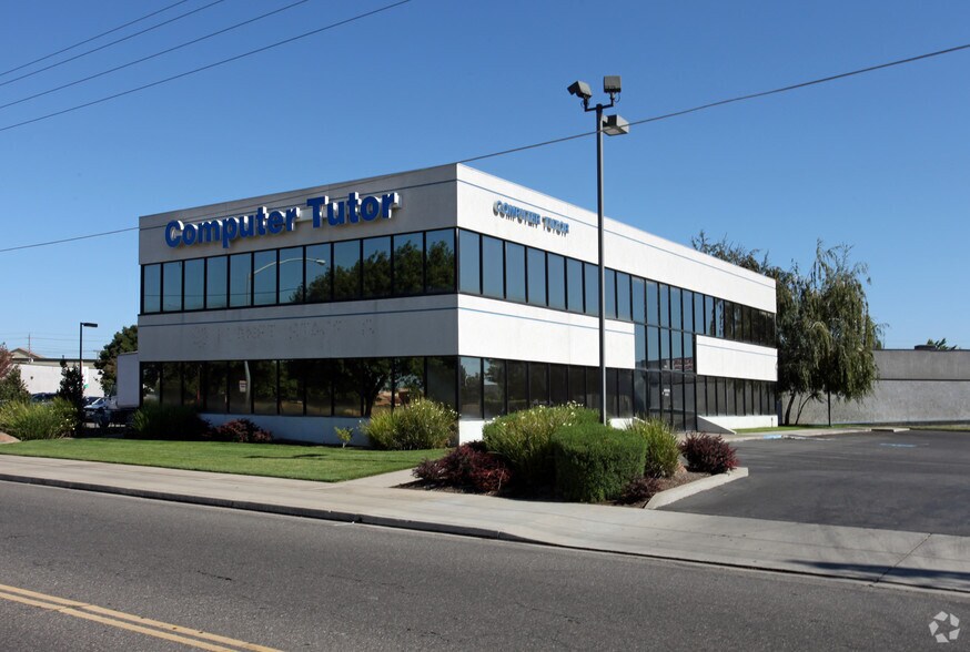Primary Photo Of 4306 Sisk Rd, Modesto Medical For Lease