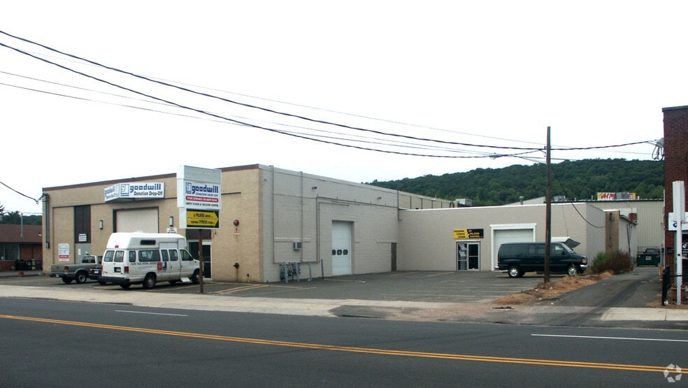 More Photos Of 59-61 Amity Rd, New Haven Freestanding For Sale