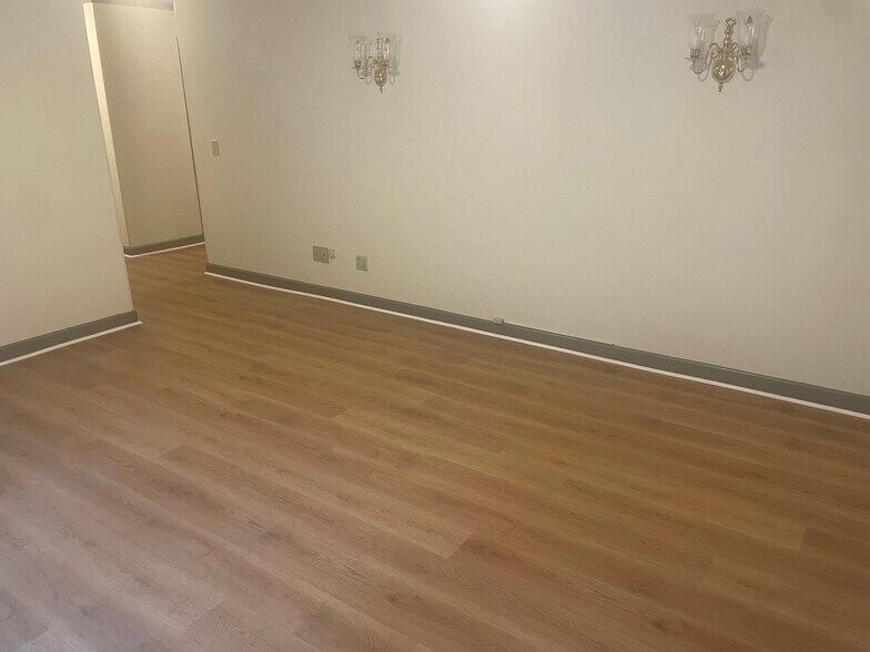 More Photos Of 783 Holcomb Bridge Rd, Norcross Office For Sale