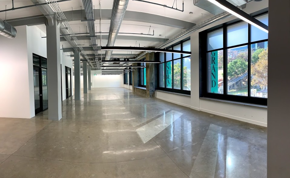 Primary Photo Of 312 S Hill St, Los Angeles Office For Lease