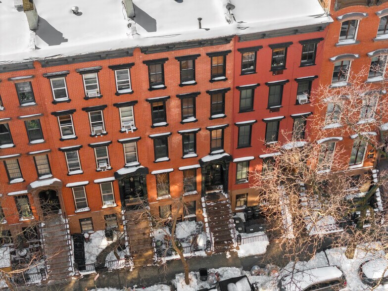 More Photos Of 222 E 18th St, New York Apartments For Sale