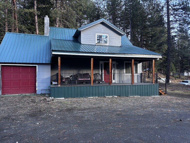 More Photos Of 305 N 3rd St, Mccall Freestanding For Sale