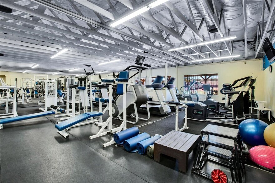More Photos Of 73782 Two Mile Rd, Twentynine Palms Health Club For Sale